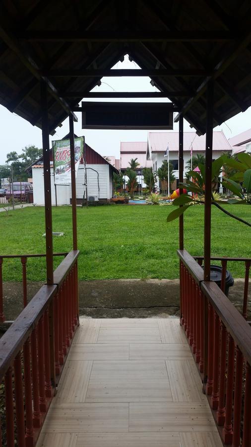 Noor Arfa River Chalet Kuala Terengganu Exteriér fotografie